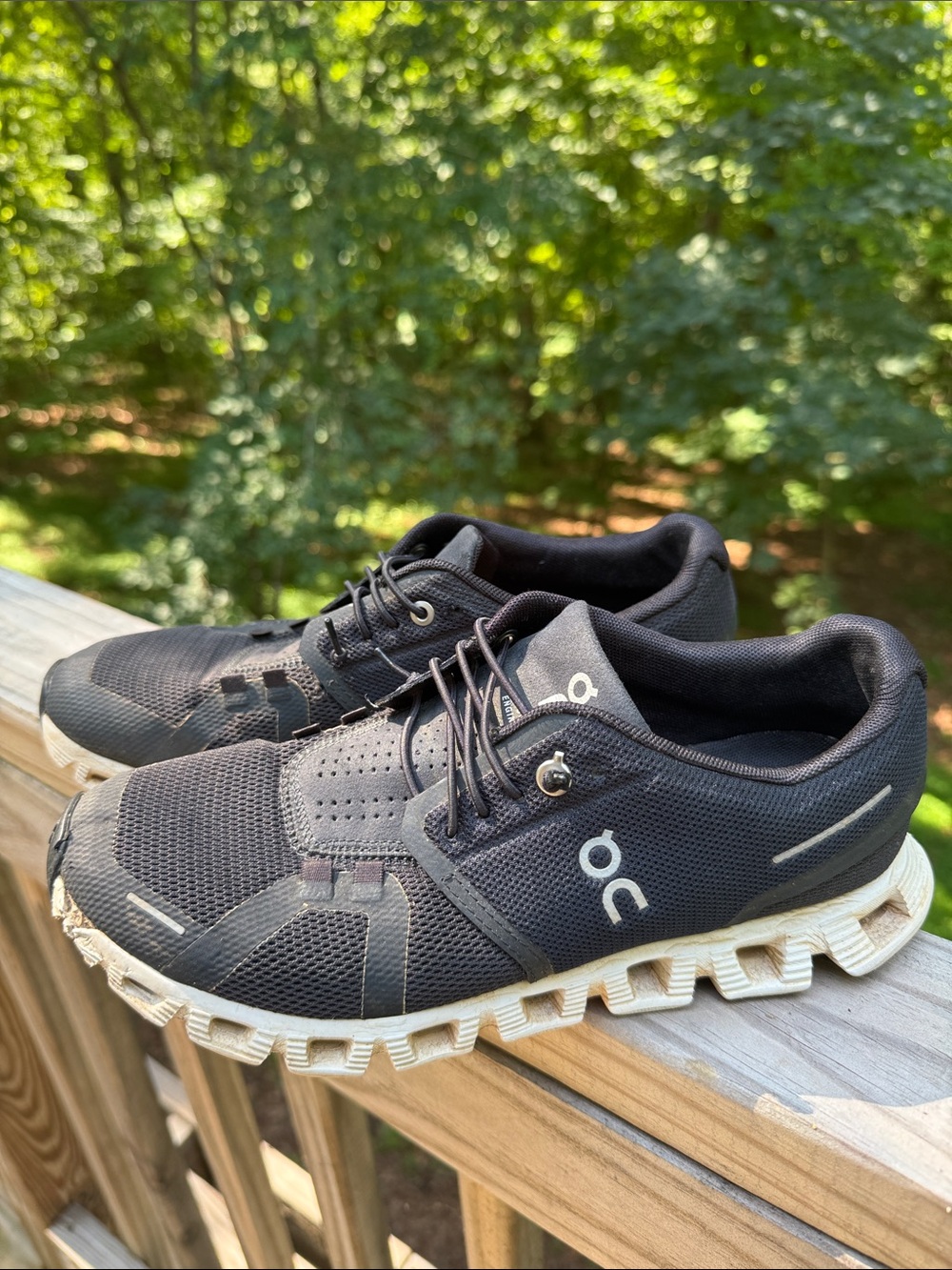 Women’s On Cloud Shoes size 8